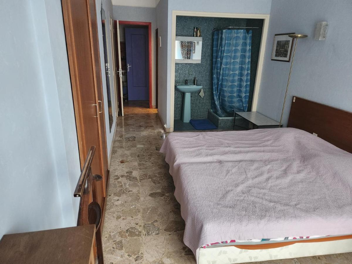 Big Apart 140M2 5Min Walk To Beach Sea &Promenade 3 Double Rooms,Big Living Room 42M2, 3 Showers,9 Beds, Free Parking Ніцца Екстер'єр фото